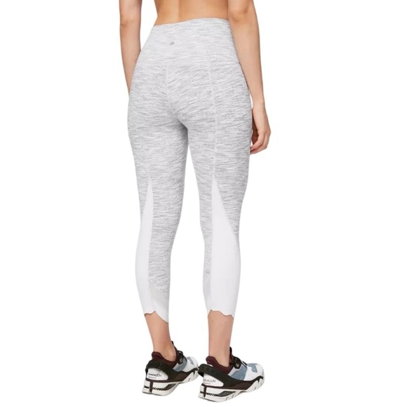 Lululemon Wunder Under Leggings Womens Size 2 XS Scalloped Hem High-Rise Crop - Picture 11 of 13